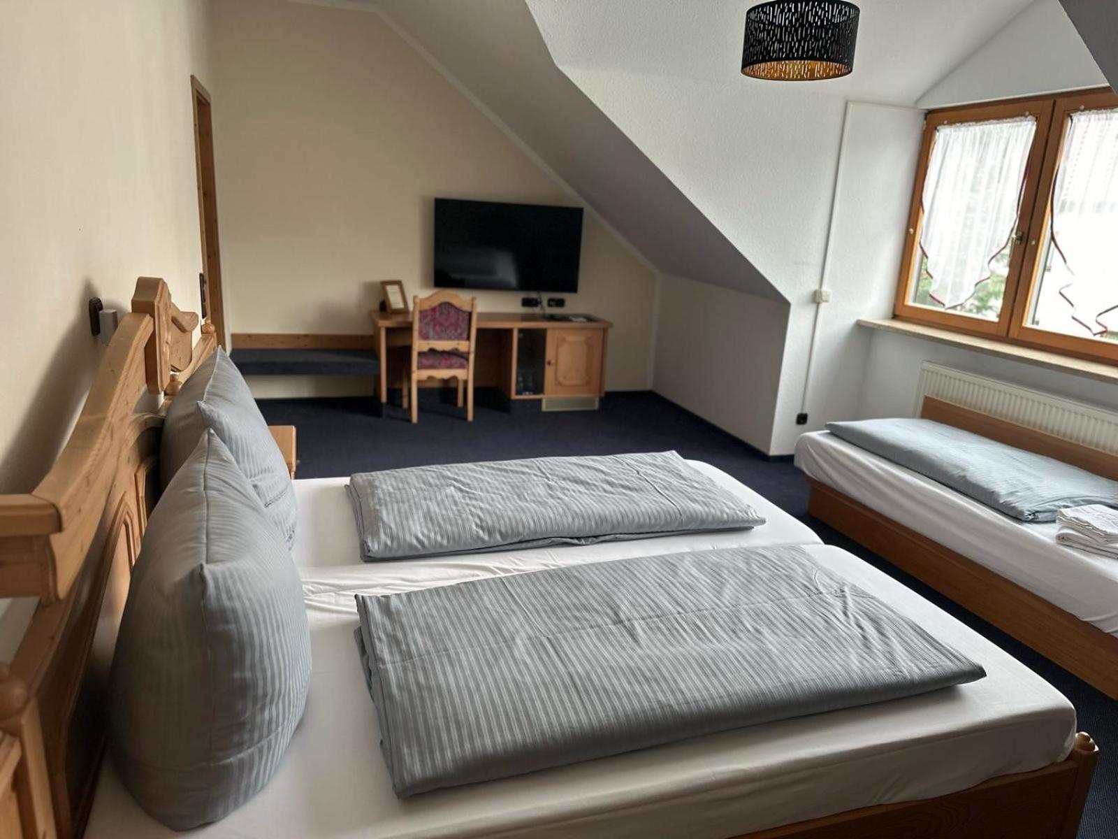 Hotel Restaurant Moosmuehle Dietenhofen Bagian luar foto